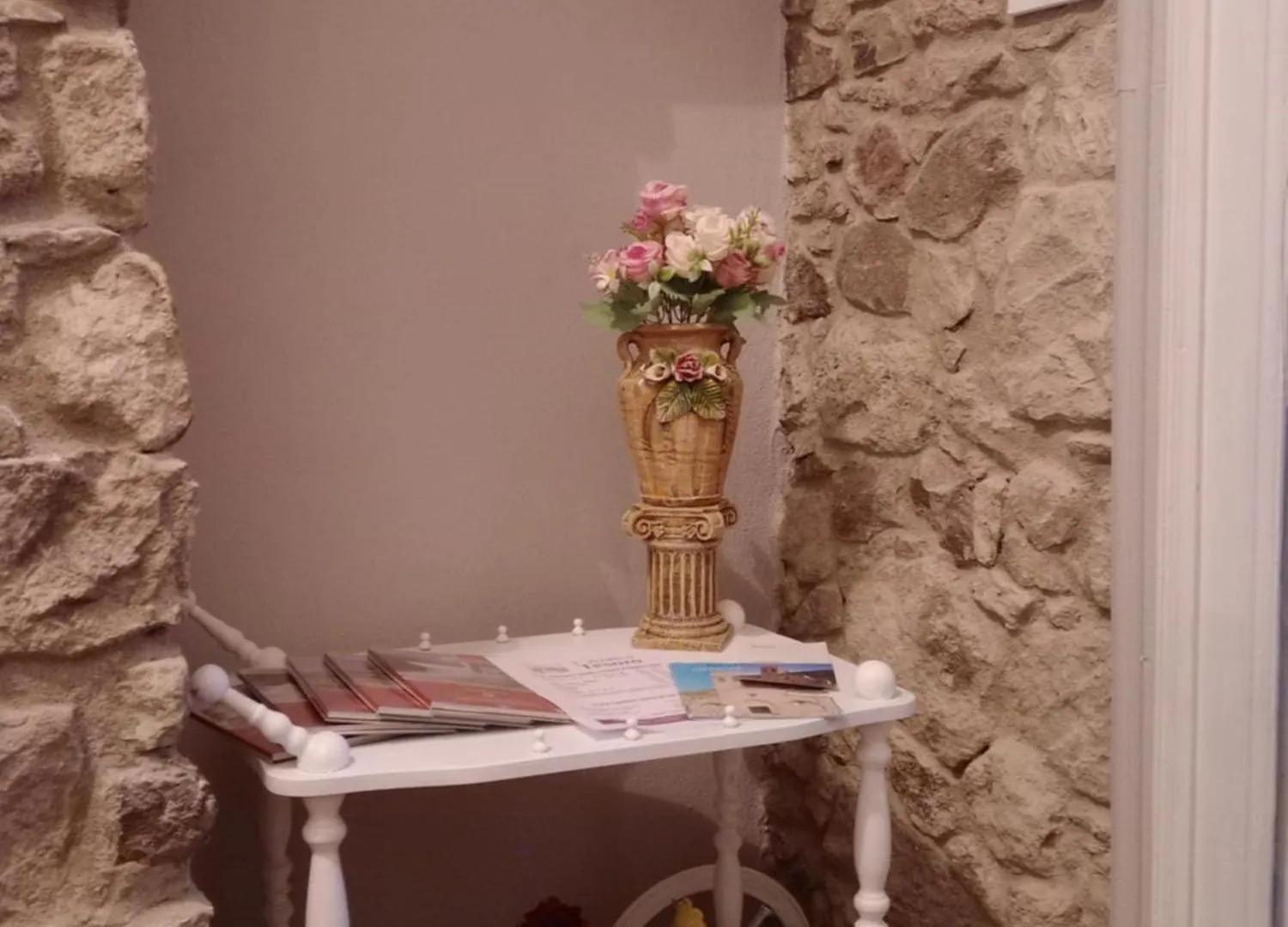 Daire Appartamento Vacanze Le Rose Bosa İtalya