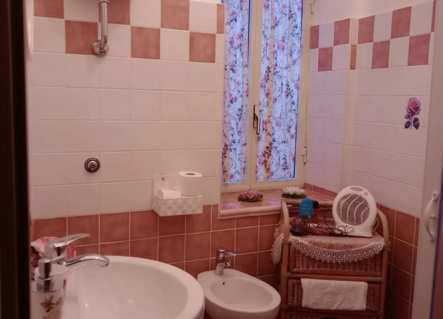 Appartamento Vacanze Le Rose Bosa Lägenhet